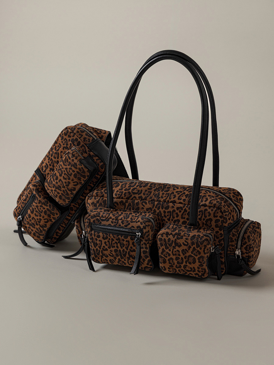 marsupio-in-pelle-leopardato-nero-labanane-90s-leopard-vista-zoom-materiale-m86-lp-b