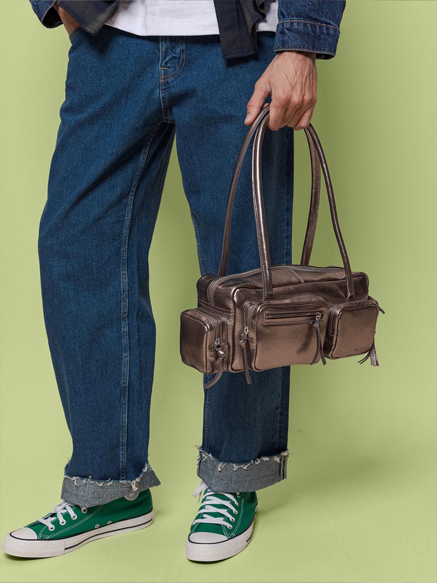 sac-multi-poches-cuir-lebasset-90s-cuivre-vue-zoom-matiere-w56-c