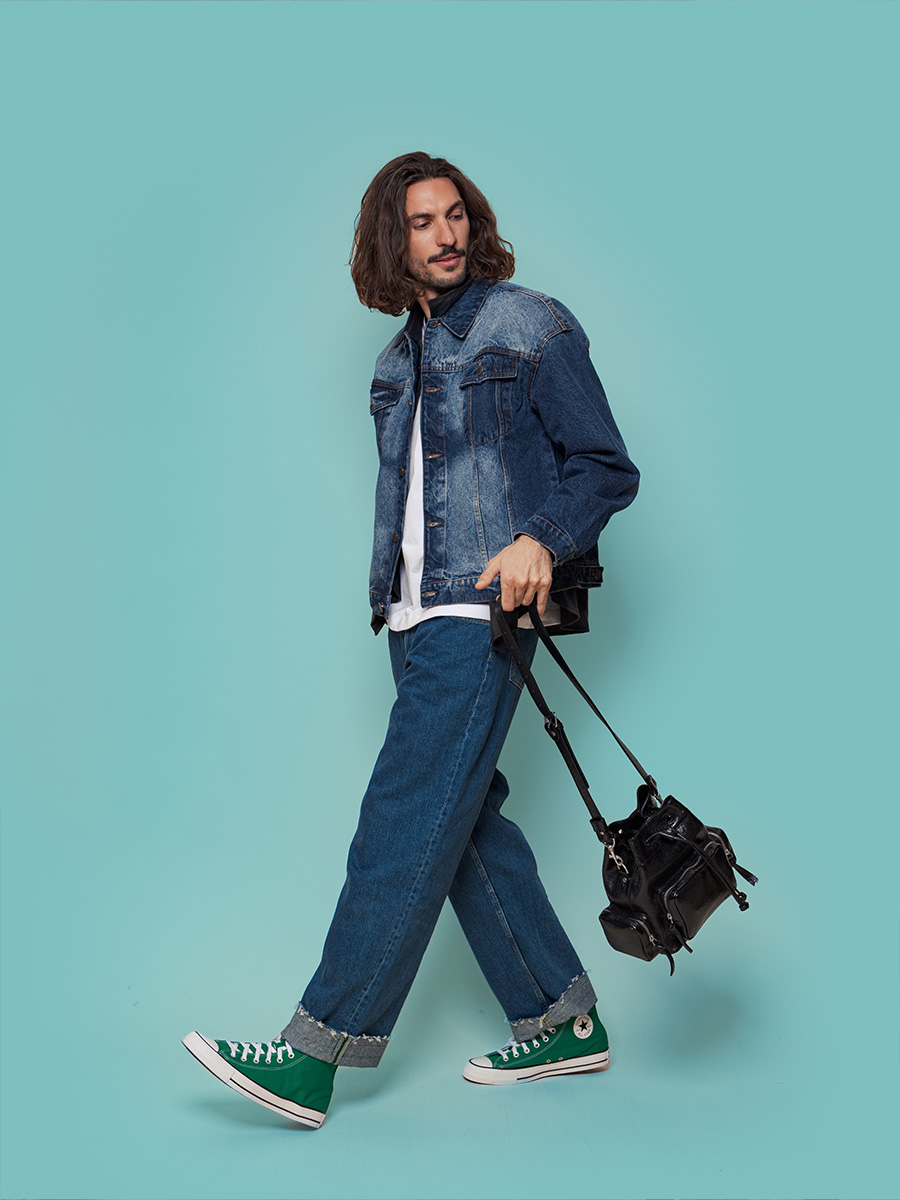 borsa-a-secchiello-nera-scintillante-in-pelle-leseau-90s-eclipse-vista-zoom-materiale-w57-m-b