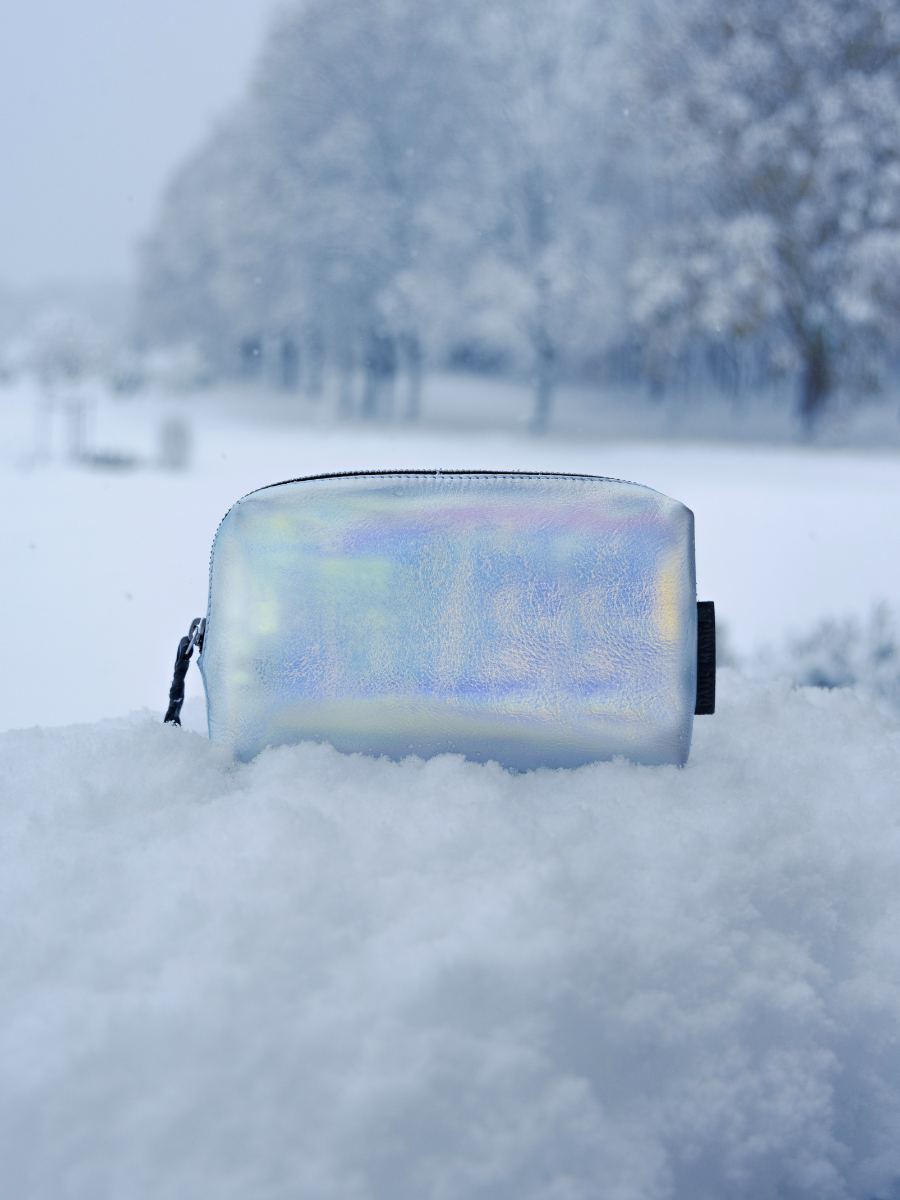 pochette-adele-givre-holographique-noir-vista-frontale-m500-giv