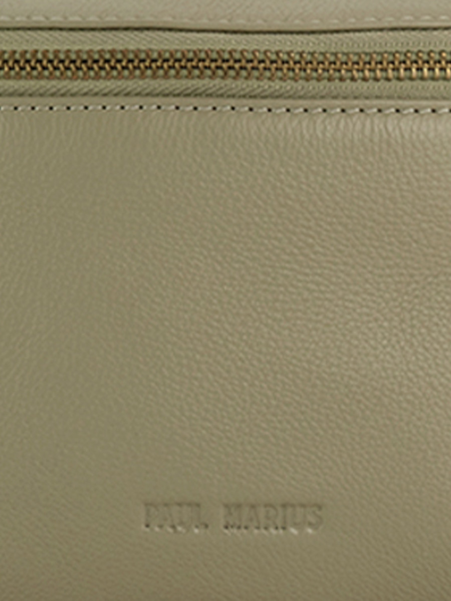 foto-interno-borsa-a-borsa-banana-in-pelle-verde-labanane-art-deco-mandorla-paul-marius-m503-ad-al