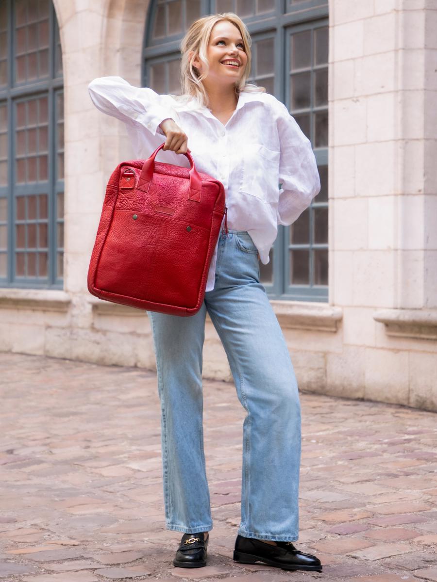 foto-portadocumenti-in-pelle-rossa-lecabas-de-marius-rosso-carminio-paul-marius-b02-b-r