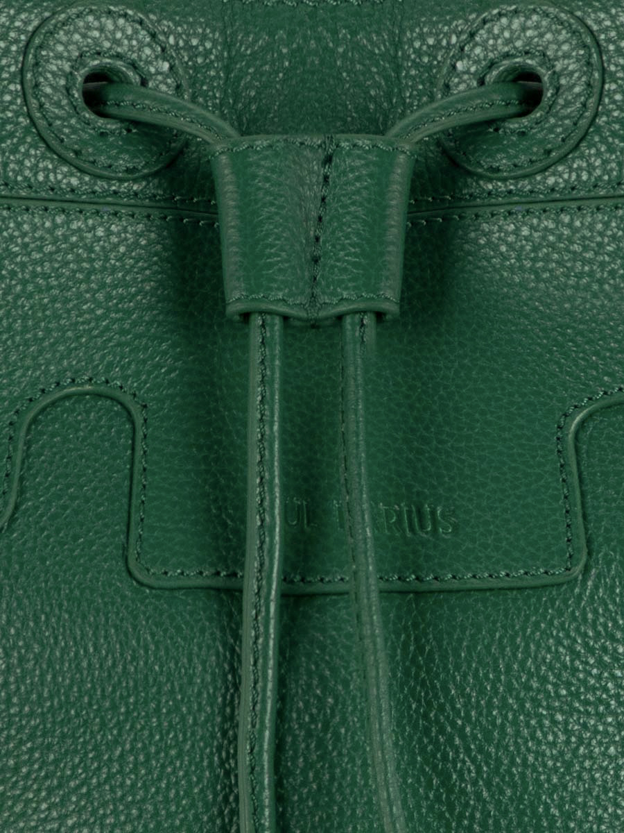 foto-vista-zoom-materiale-borsa-a-secchiello-in-pelle-verde-capucine-azur-verde-imperial-paul-marius-w39-az-gr