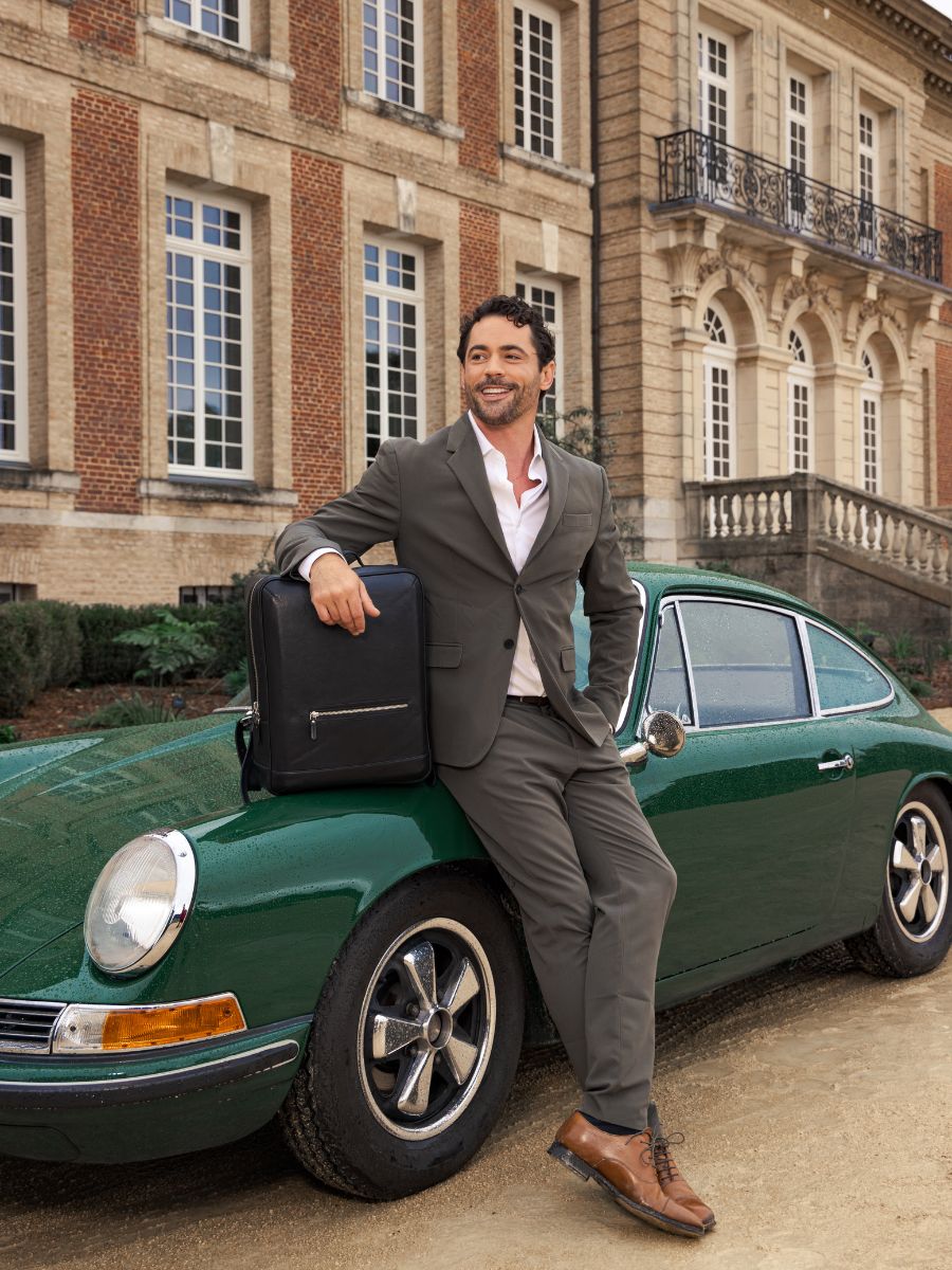 foto-vista-portafoglio-in-pelle-nero-la-suite-charles-nero-paul-marius-b11-b