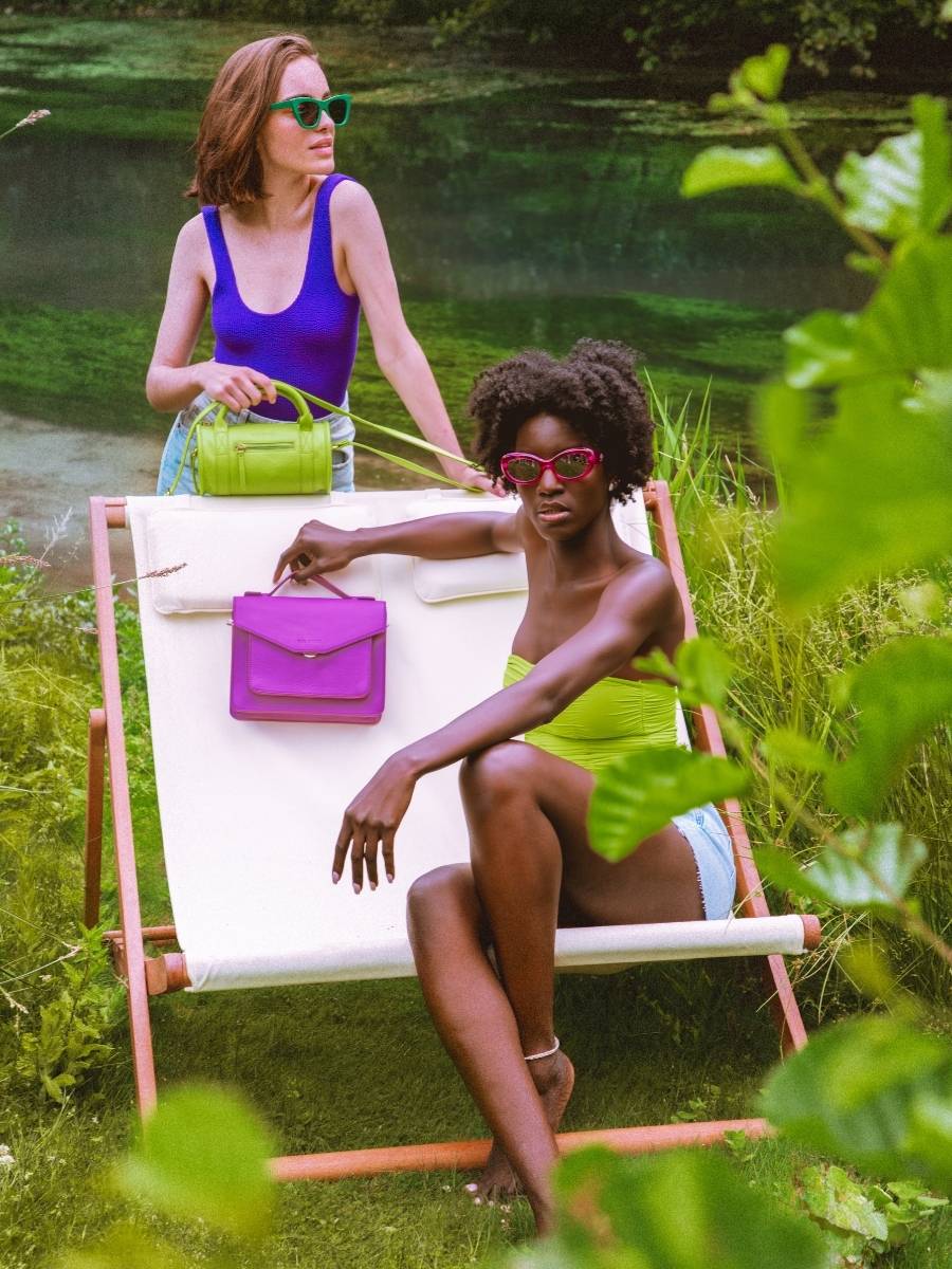 foto-focus-materiale-mini-borsa-a-mano-in-pelle-verde-charlie-sorbet-mela-paul-marius-w30-sb-lgr