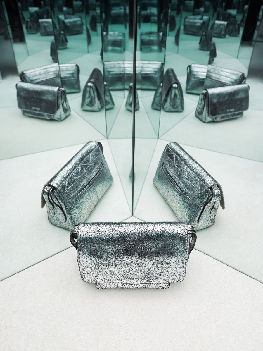 borsa-a-tramoggia-diane-s-miroir-argente-vista-frontale-w35s-mir