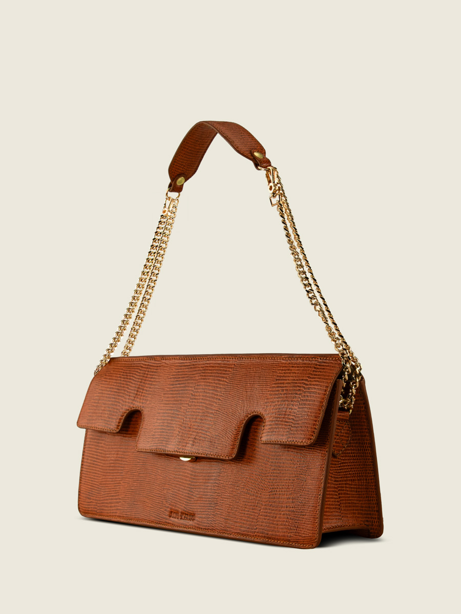 foto-vista-dietro-borsa-baguette-in-pelle-ambra-gabrielle-ultra-long-1960-paul-marius-w42l-l-l
