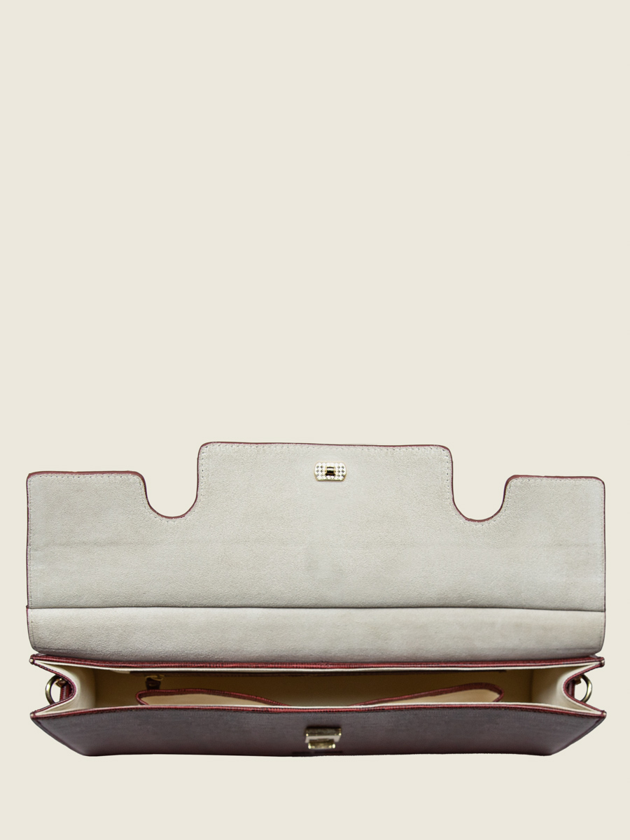 foto-vista-portata-borsa-baguette-in-pelle-rossa-gabrielle-ultra-long-1960-granata-paul-marius-w42l-l-r