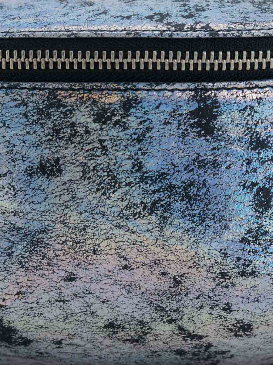 foto-focus-materiale-banana-in-pelle-olografica-labanane-xs-galaxie-paul-marius-m503xs-gal