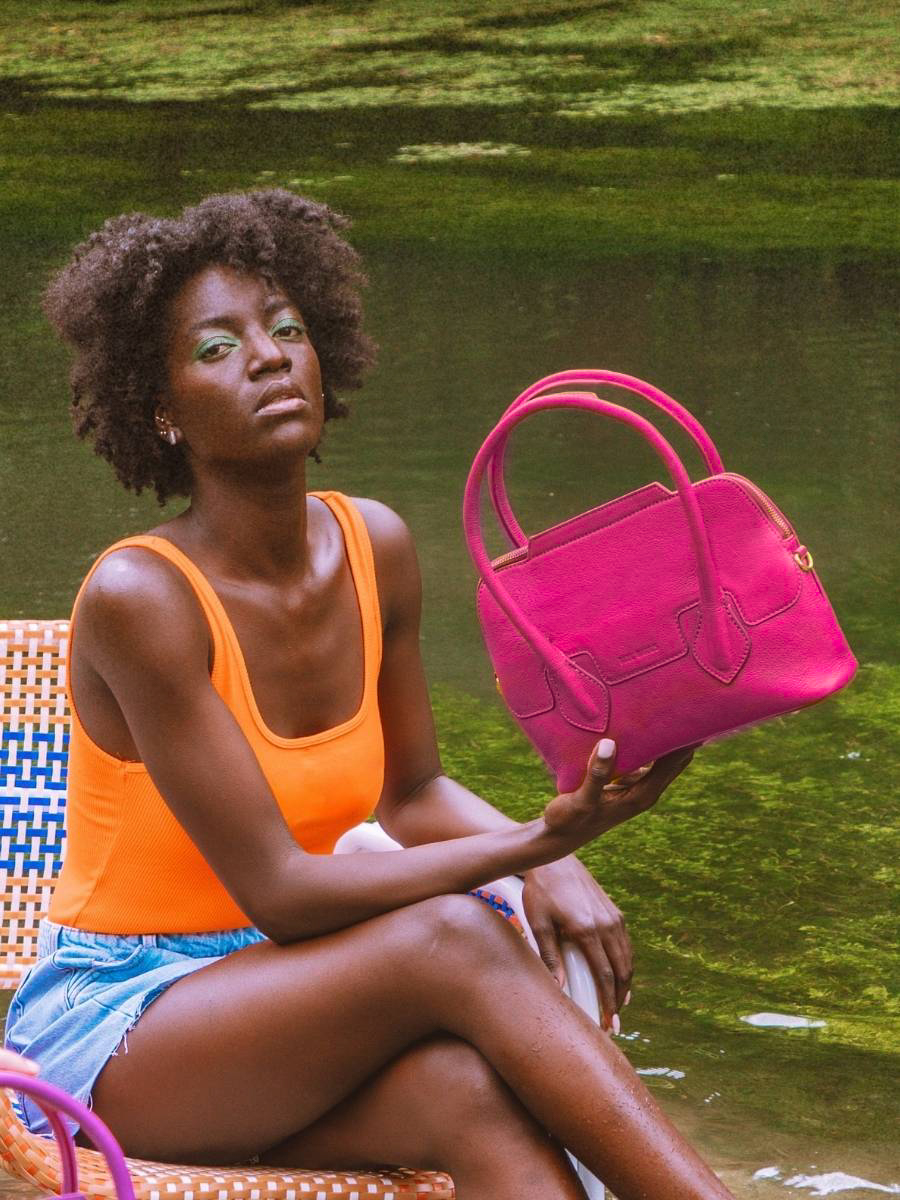 foto-focus-materiale-borsa-a-mano-in-pelle-rosa-gisele-s-sorbet-framboise-paul-marius-w32s-sb-pi