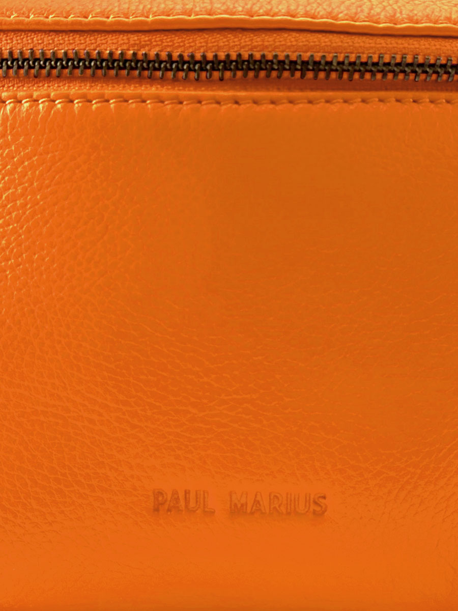 foto-focus-materiale-borsa-banana-in-pelle-arancione-labanane-sorbet-mango-paul-marius-m503-sb-o