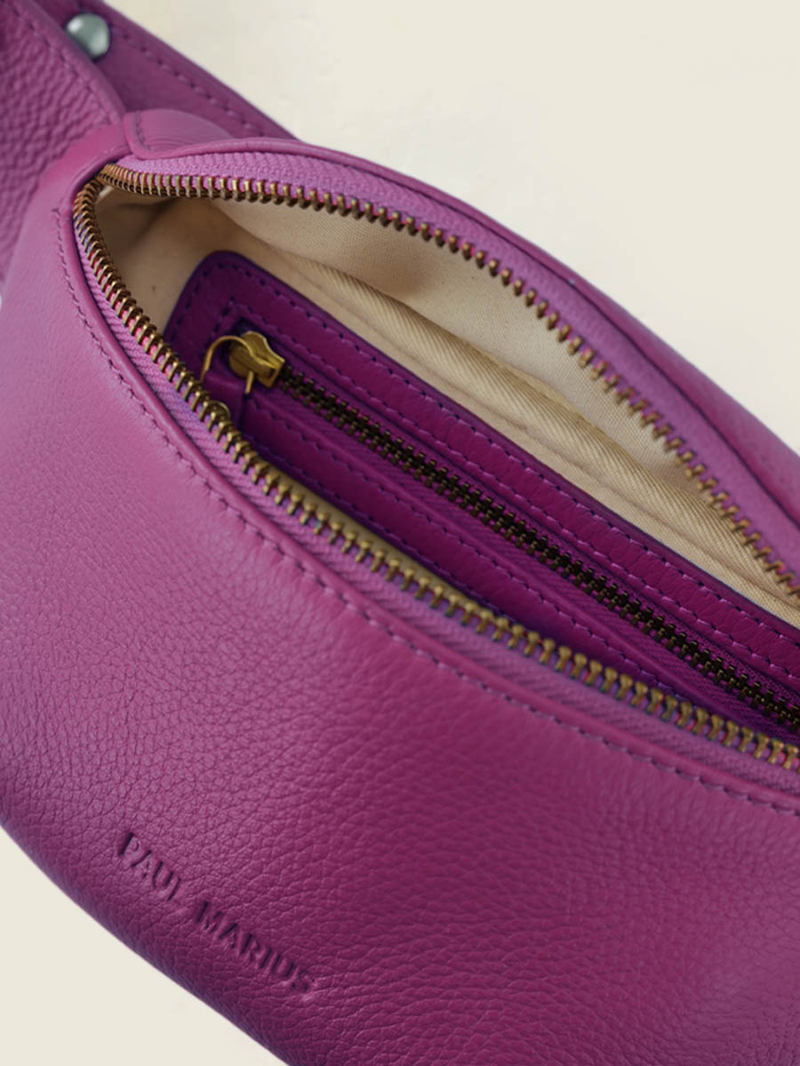 foto-vista-interna-mini-borsa-a-tramonto-in-pelle-viola-labanane-xs-sorbet-cassis-paul-marius-m503xs-sb-p
