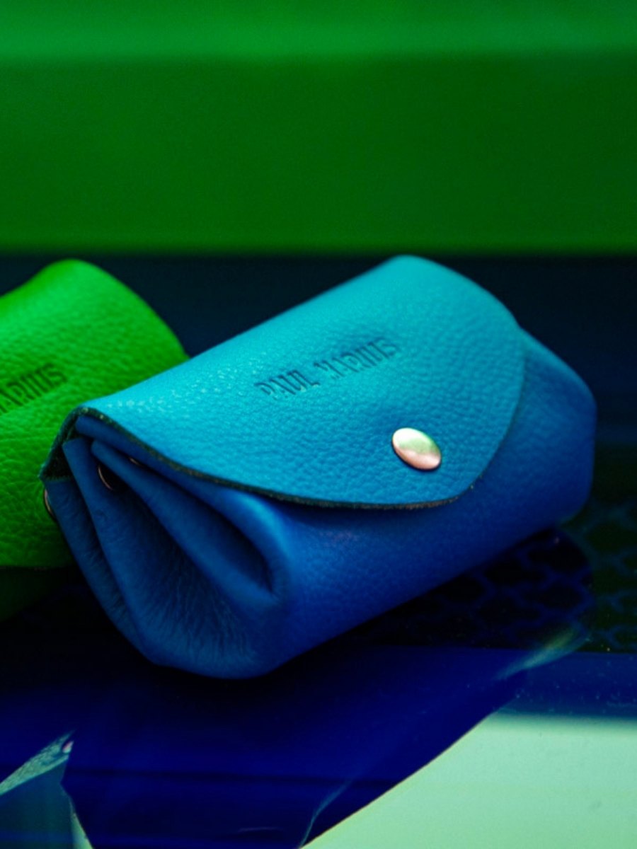 foto-vista-zoom-materiale-portamonete-in-pelle-blu-legustave-neon-paul-marius-clp-ne-blu