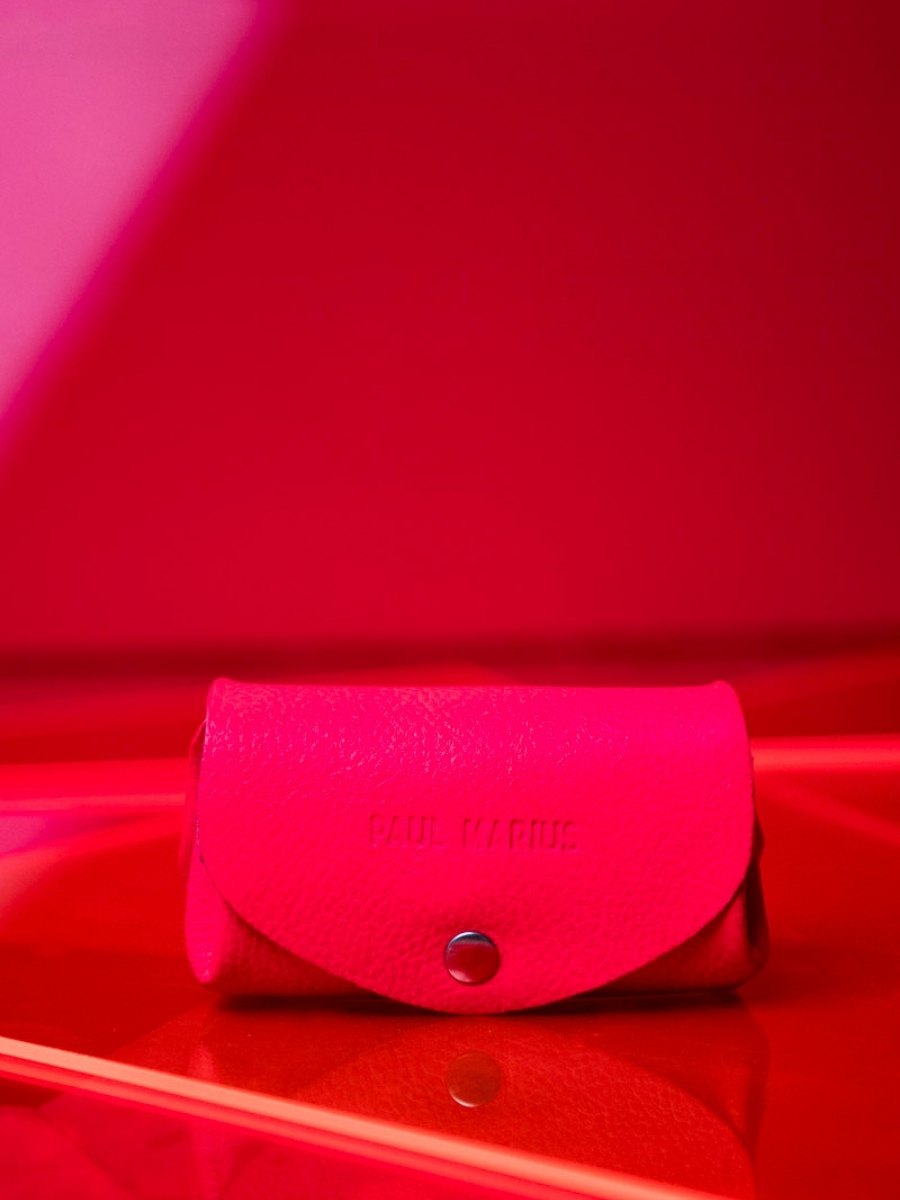 foto-vista-frontale-portamonete-in-pelle-rosa-legustave-neon-paul-marius-clp-ne-pi