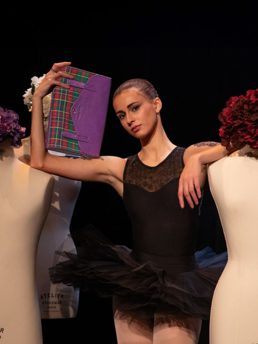 foto-portafoglio-borsa-tracolla-in-pelle-tartan-lindispensable-versus-paul-marius-w08-sco-gr-p