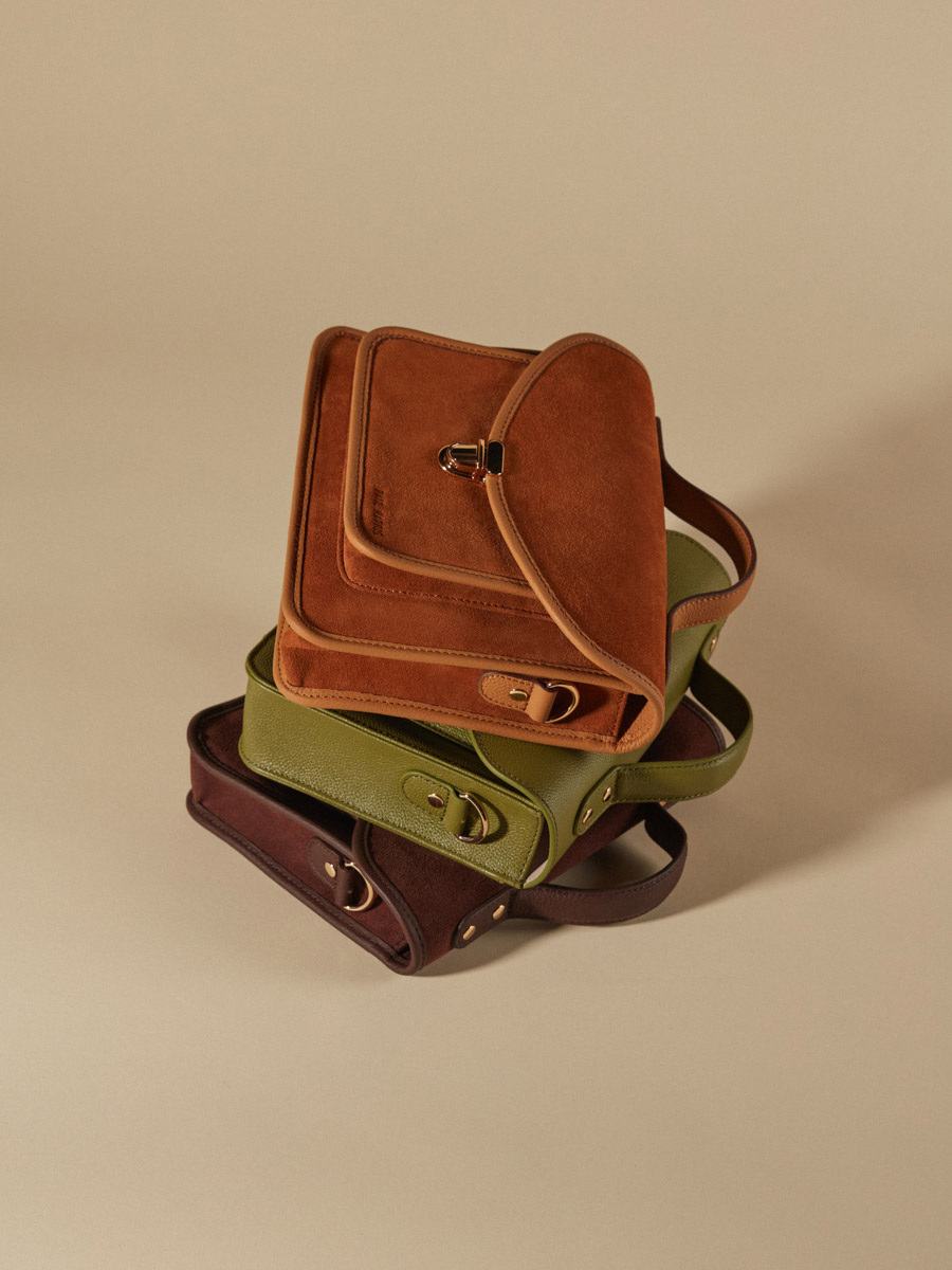 sac-bandouliere-cuir-marron-mademoiselle-george-n2-fauve-vue-zoom-matiere-w105-su-co