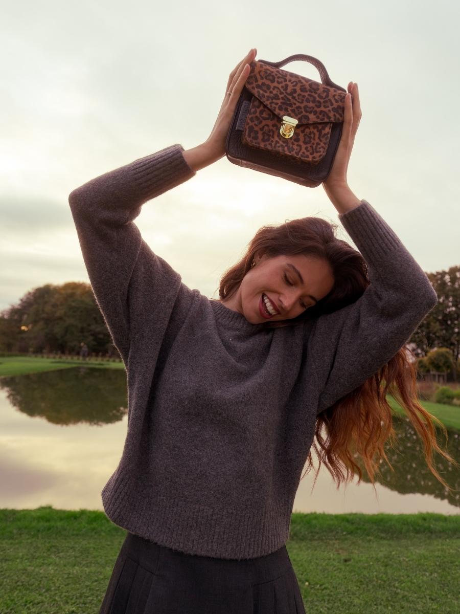 foto-vista-borsa-a-mano-in-pelle-leopardata-nera-mademoiselle-george-xs-leopardata-nera-paul-marius-w05xs-lp-b