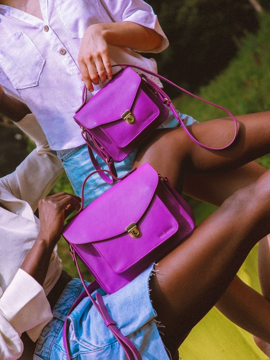 foto-focus-materiale-borsa-a-tracolma-in-pelle-viola-mademoiselle-george-sorbet-cassis-paul-marius-w05-sb-p