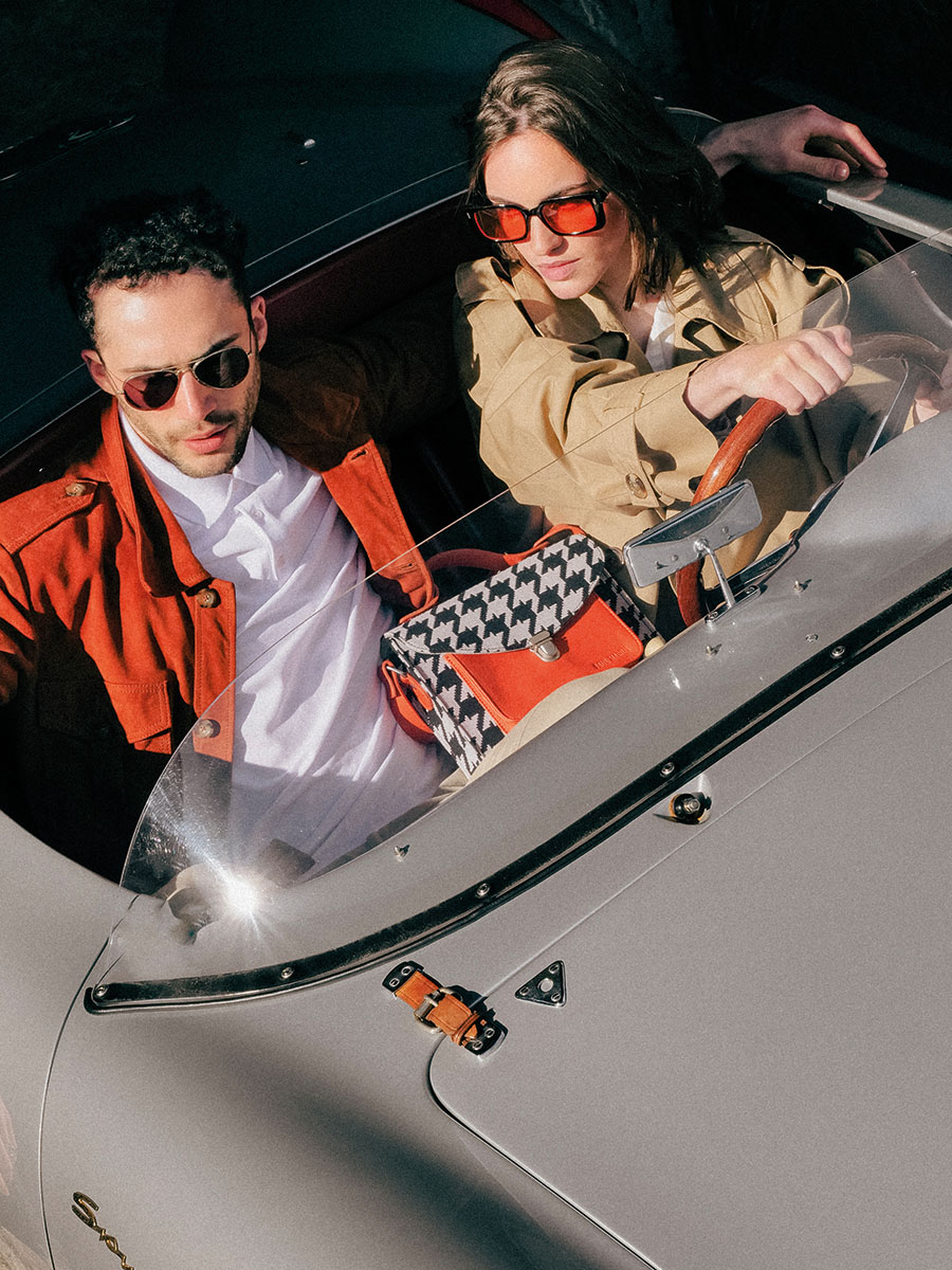 foto-portafoglio-borsa-a-tramoggia-in-pelle-arancione-mademoiselle-george-allure-arancione-paul-marius-w05-hs2-o