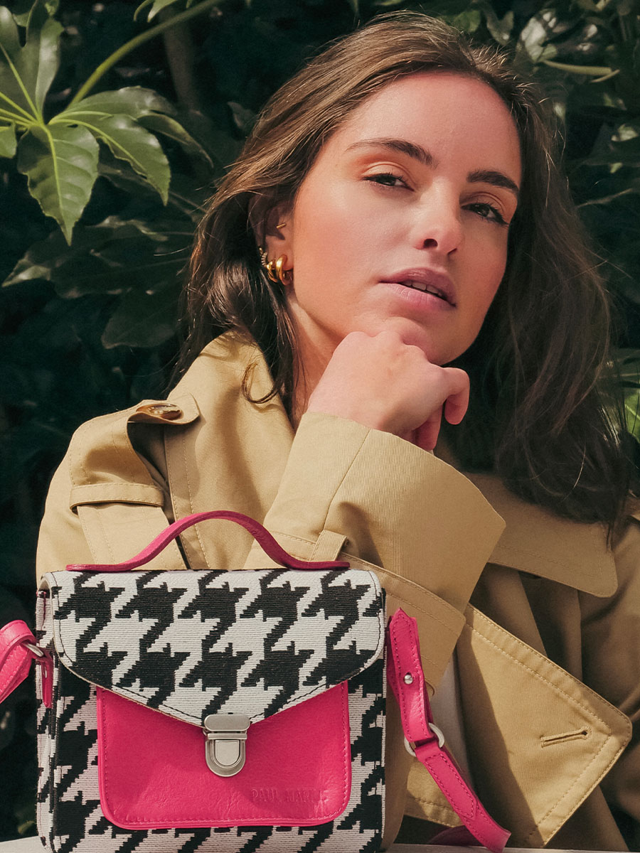 foto-vista-mini-borsa-a-tramoggia-in-pelle-rosa-mademoiselle-george-xs-allure-fuchsia-paul-marius-w05xs-hs2-pi
