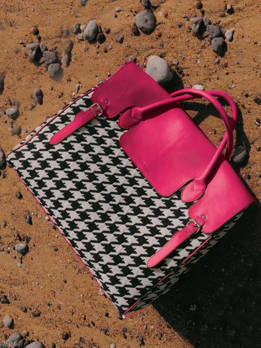 foto-vista-borsa-da-viaggio-in-pelle-rosa-rouen-delhi-allure-fuchsia-paul-marius-m105-hs2-pi