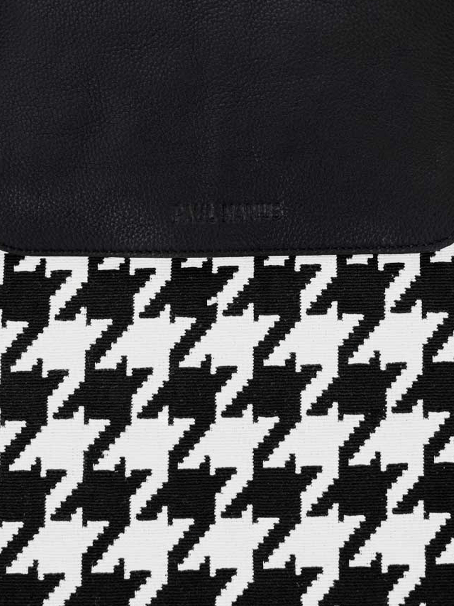 foto-zoom-materiale-borsa-da-viaggio-in-pelle-nera-rouen-delhi-allure-nera-paul-marius-m105-hs2-b