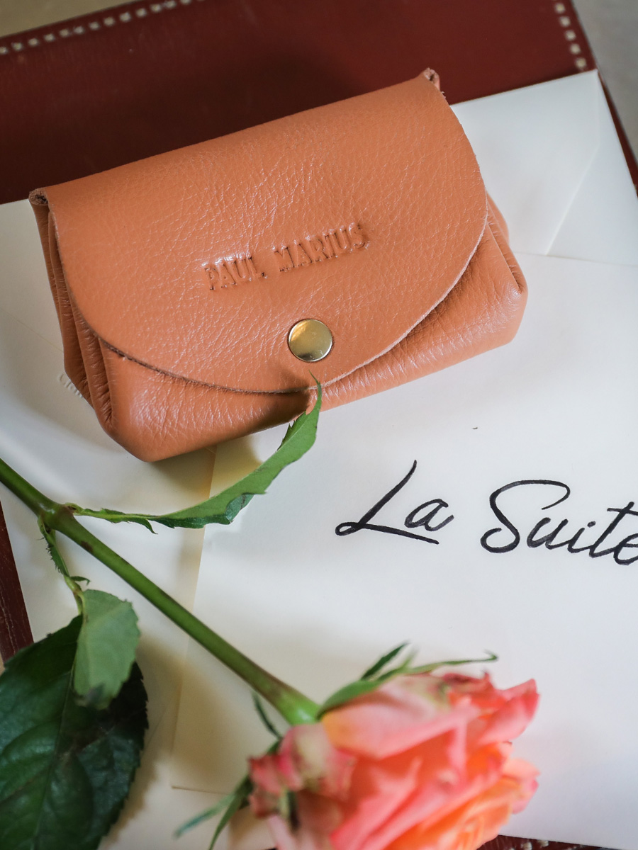 foto-interno-portamonete-in-pelle-marrone-legustave-art-deco-caramel-paul-marius-clp-ad-ca