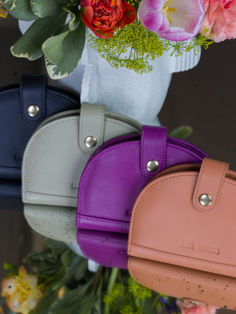 foto-interno-portafoglio-in-pelle-nera-manon-n2-art-deco-nera-paul-marius-m33-ad-b