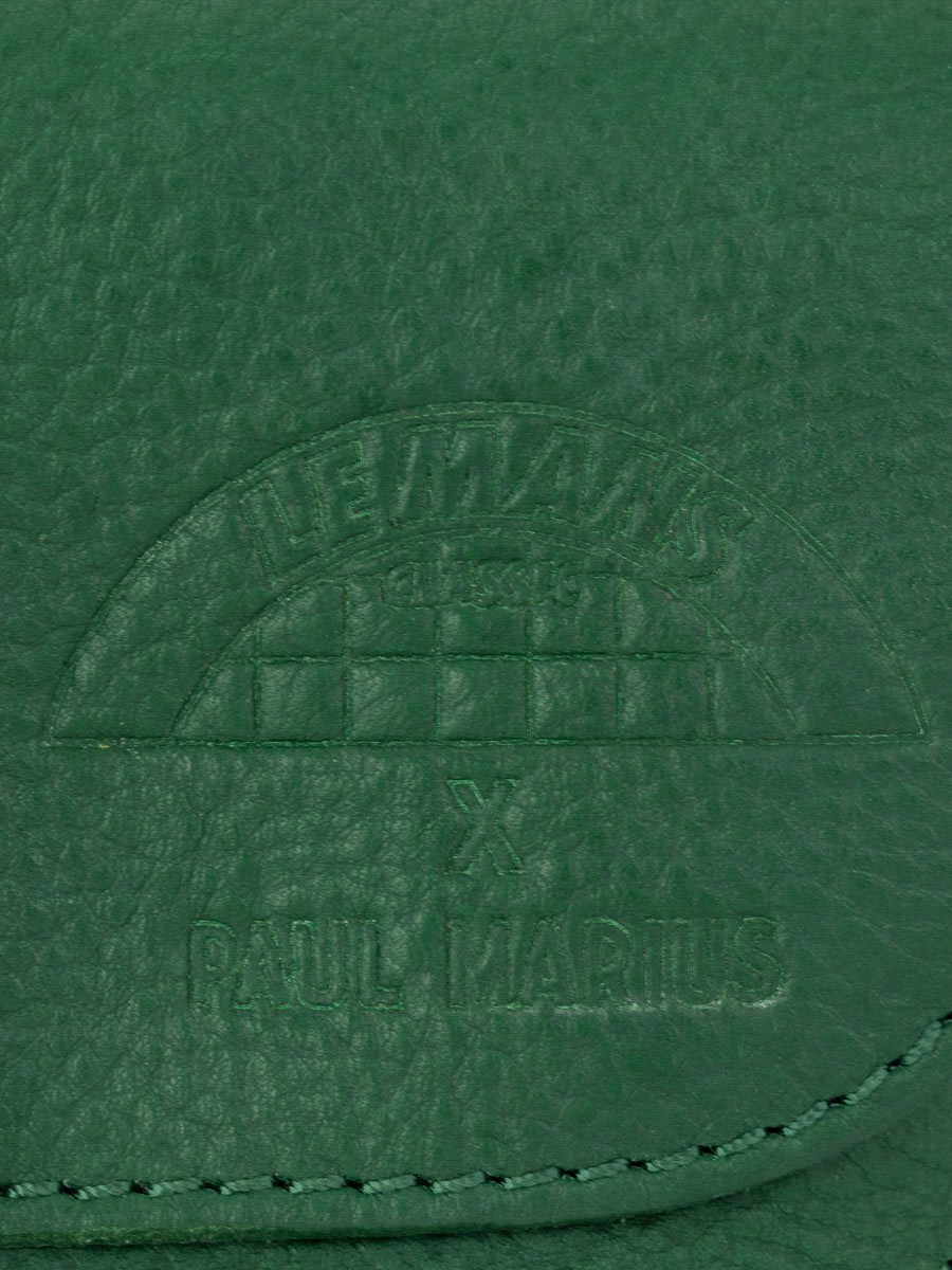 foto-vista-posteriore-custodia-occhiali-in-pelle-verde-custodia-occhiali-le-mans-classique-paul-marius-m49-lemans-dg