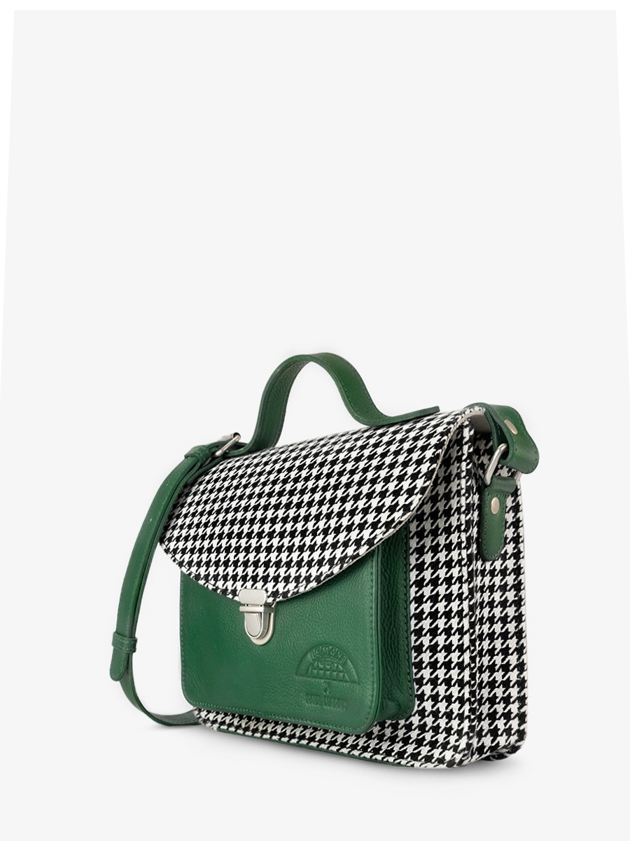 foto-vista-laterale-borsa-a-tramonto-in-pelle-verde-mademoiselle-george-le-mans-classique-paul-marius-w05-lemans-dg