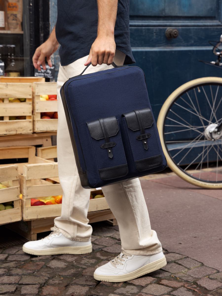 foto-vista-zoom-materiale-zaino-in-pelle-unisex-blu-nero-urbano-nero-tela-blu-marina-paul-marius-b08-obl-bluc