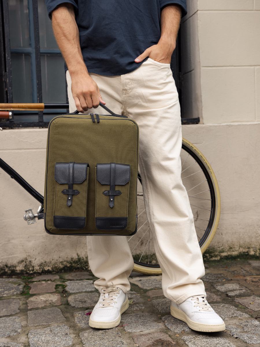 foto-vista-zoom-materiale-zaino-in-pelle-unisex-nero-kaki-urbain-nero-tela-kaki-paul-marius-b08-obl-gc