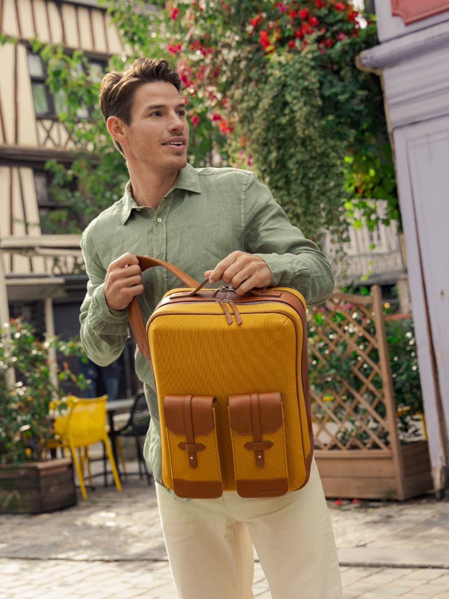 foto-vista-zoom-materiale-zaino-in-pelle-unisex-giallo-naturale-urbano-tela-safran-paul-marius-b08-ol-yc