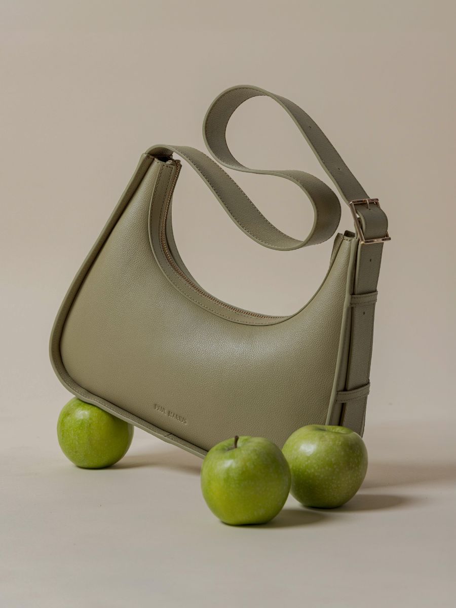 sac-baguette-cuir-victoire-amande-vue-zoom-matiere-w54-al