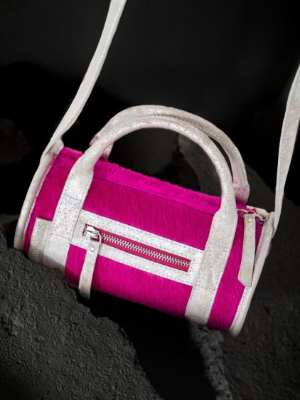 Charlie Creature - Rosa Acida