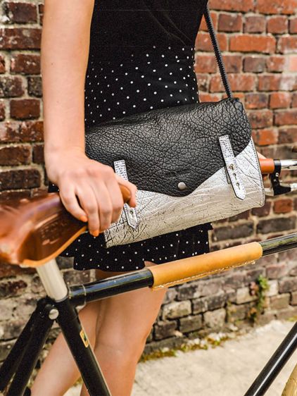 L'Indispensable - Argento / Nero