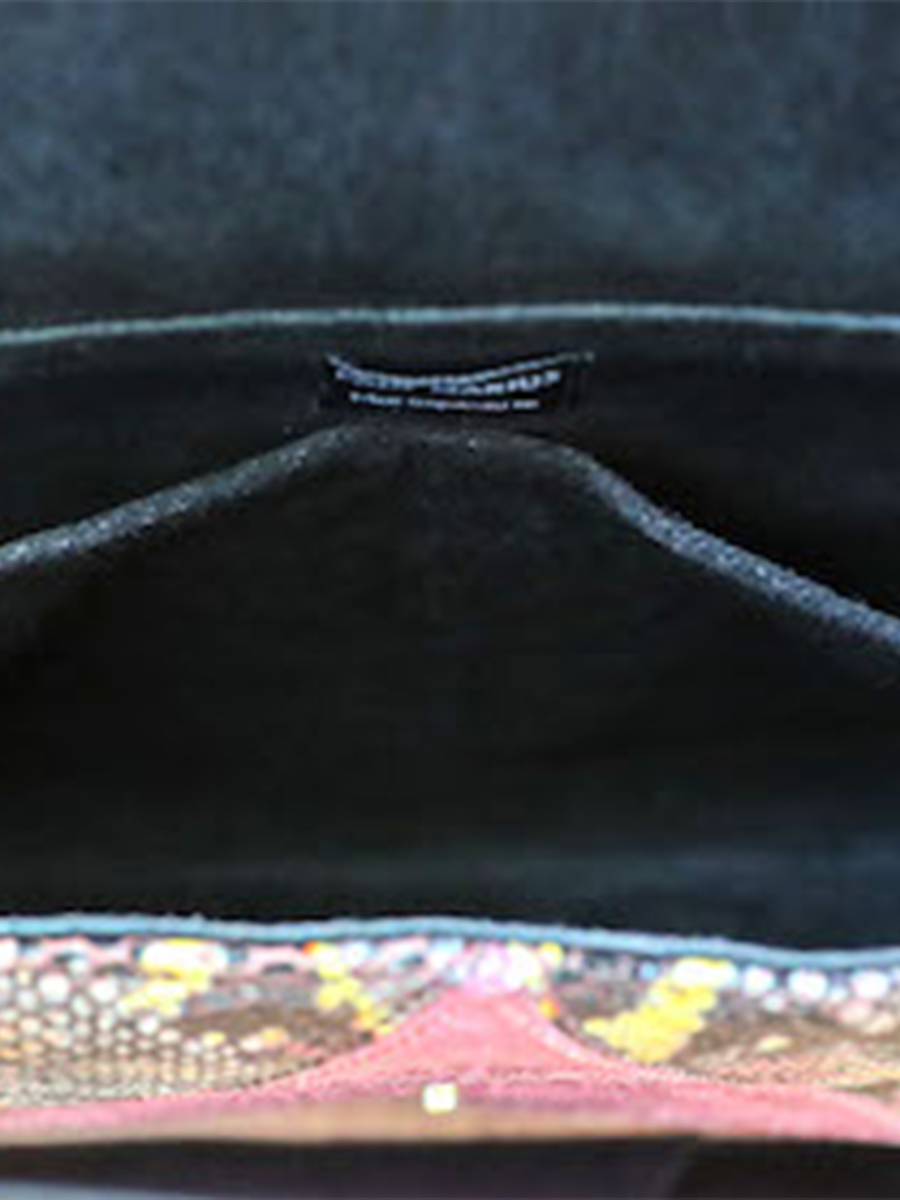 foto-vista-posteriore-borsa-a-tramoggia-in-pelle-da-donna-rosa-dorata-lindispensable-chimere-rosa-dorata-paul-marius-w08-ch-pi-g