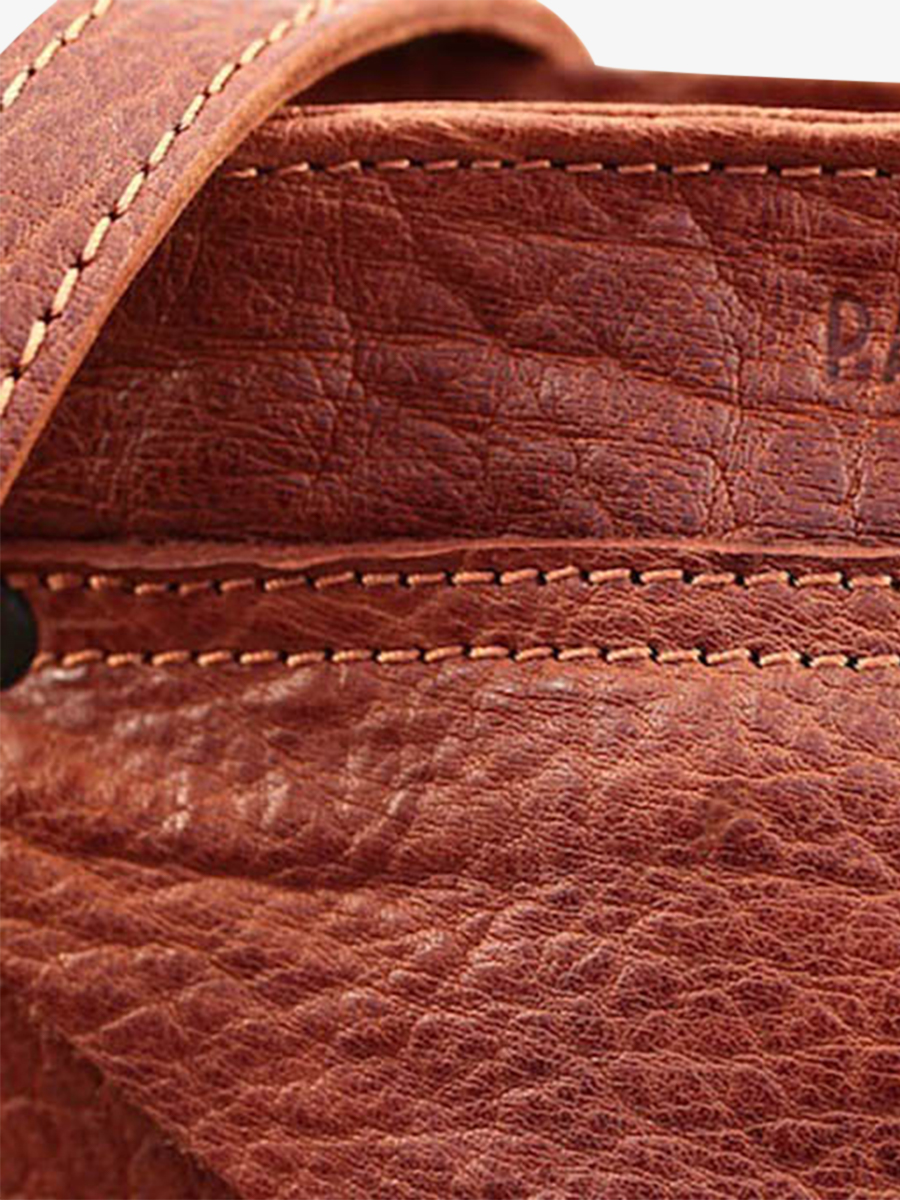 foto-materiale-borsa-a-tracolona-in-pelle-donna-marrone-legavroche-naturale-paul-marius-w06-l