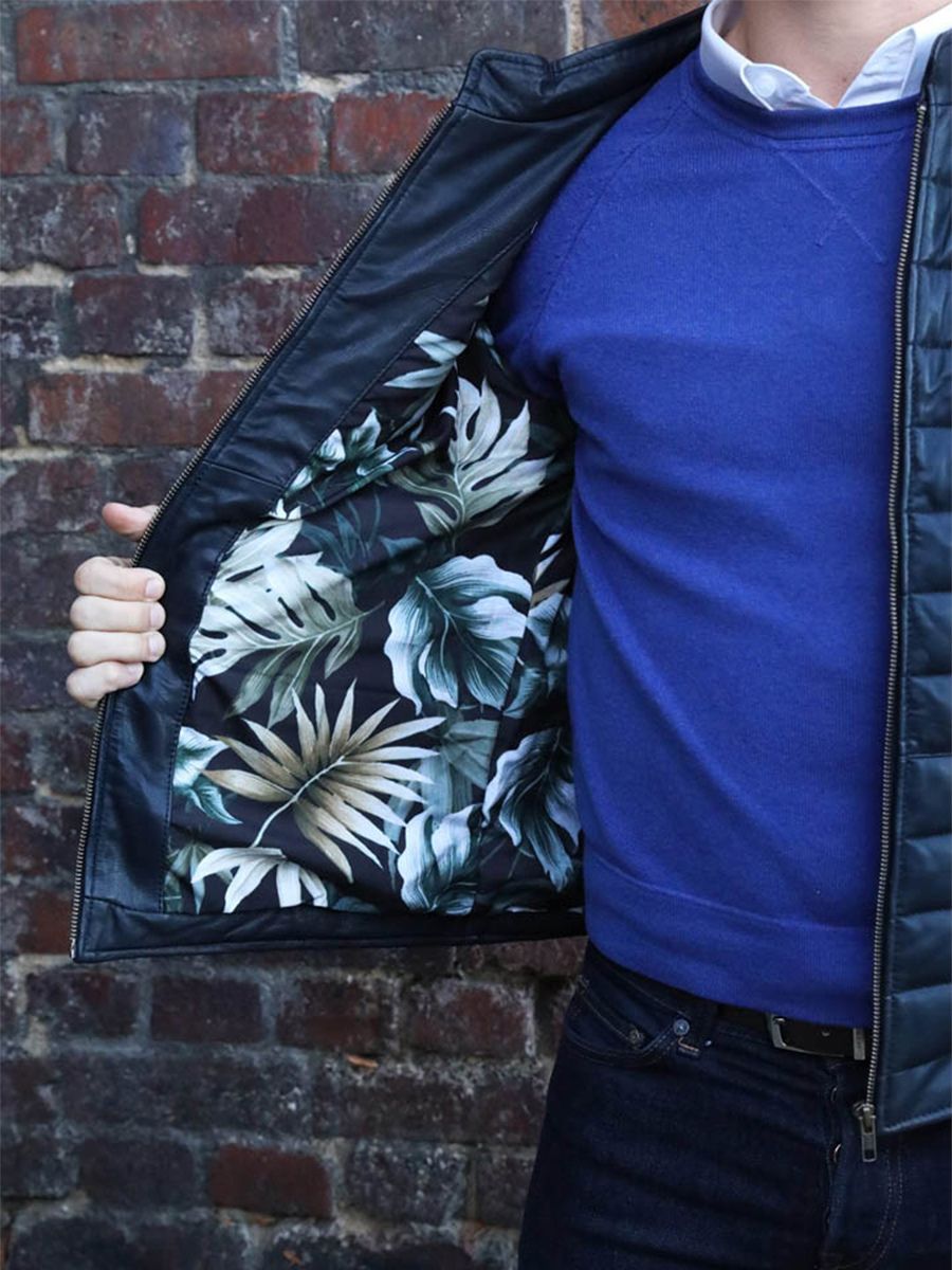 foto-vista-laterale-piumino-uomo-in-pelle-nera-ladoudoune-homme-noir-paul-marius-wcm-b-s