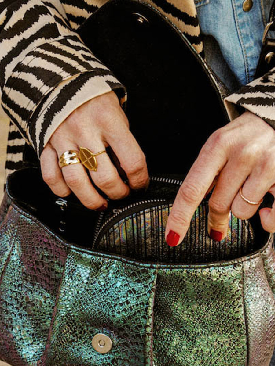 foto-portafoglio-borsa-a-tramoggia-in-pelle-paulmarius-blu-verde-suzon-m-boreal-paul-marius-w25m-msp