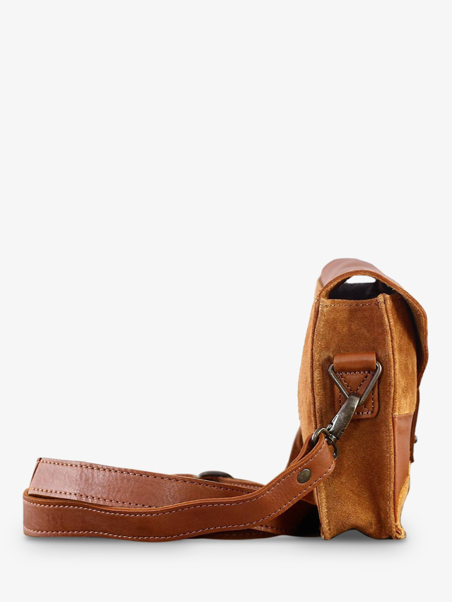 foto-vista-laterale-borsa-a-tramoggia-in-pelle-da-donna-marrone-lepapillon-naturel-paul-marius-w09-l