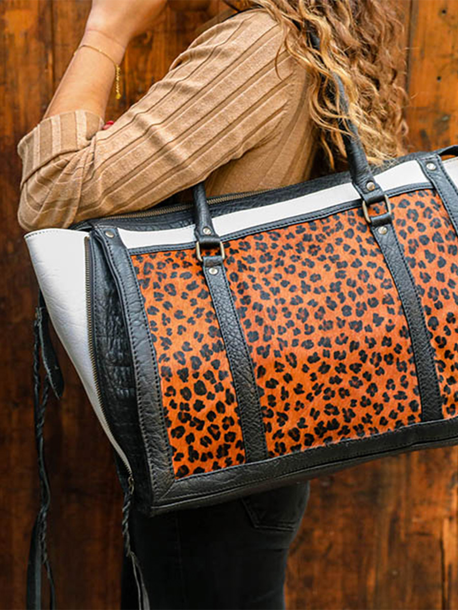 foto-portafoglio-borsa-a-mano-in-pelle-business-nero-bianco-lerive-droite-l-leopard-nero-bianco-paul-marius-w19l-lp-b-w