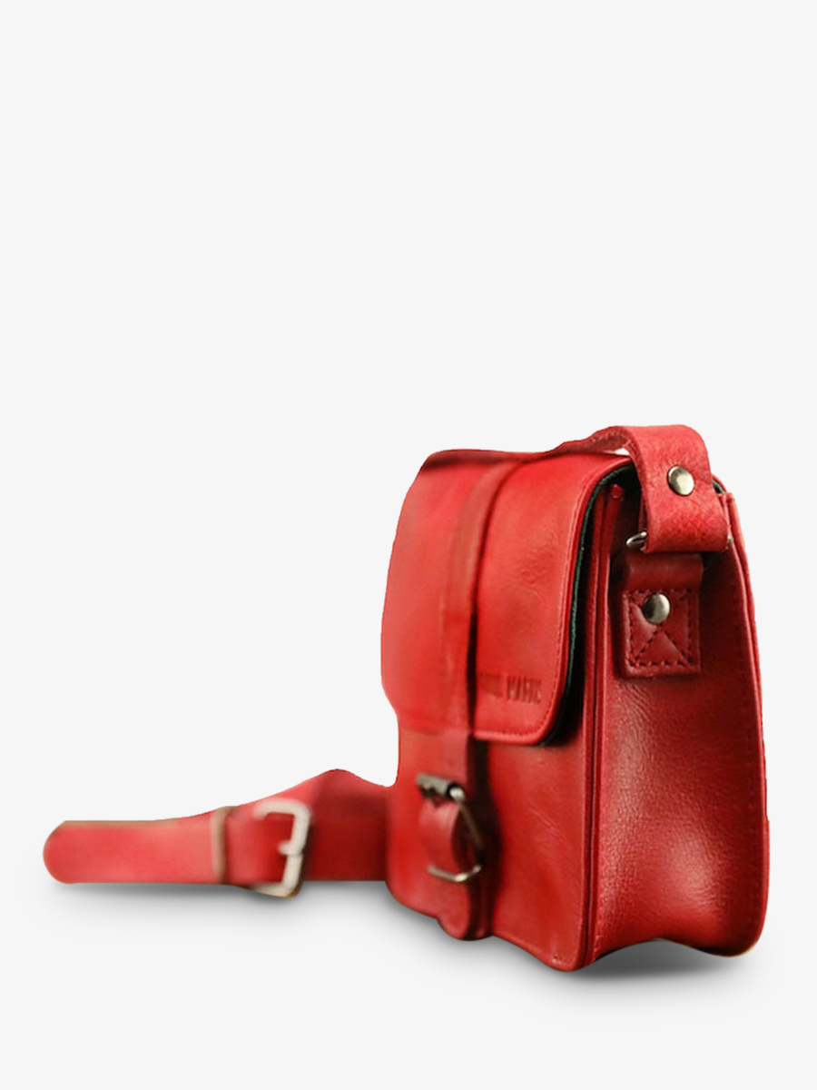 foto-vista-laterale-borsa-a-tramonto-in-pelle-rossa-donna-lessentiel-rouge-paul-marius-m21-r