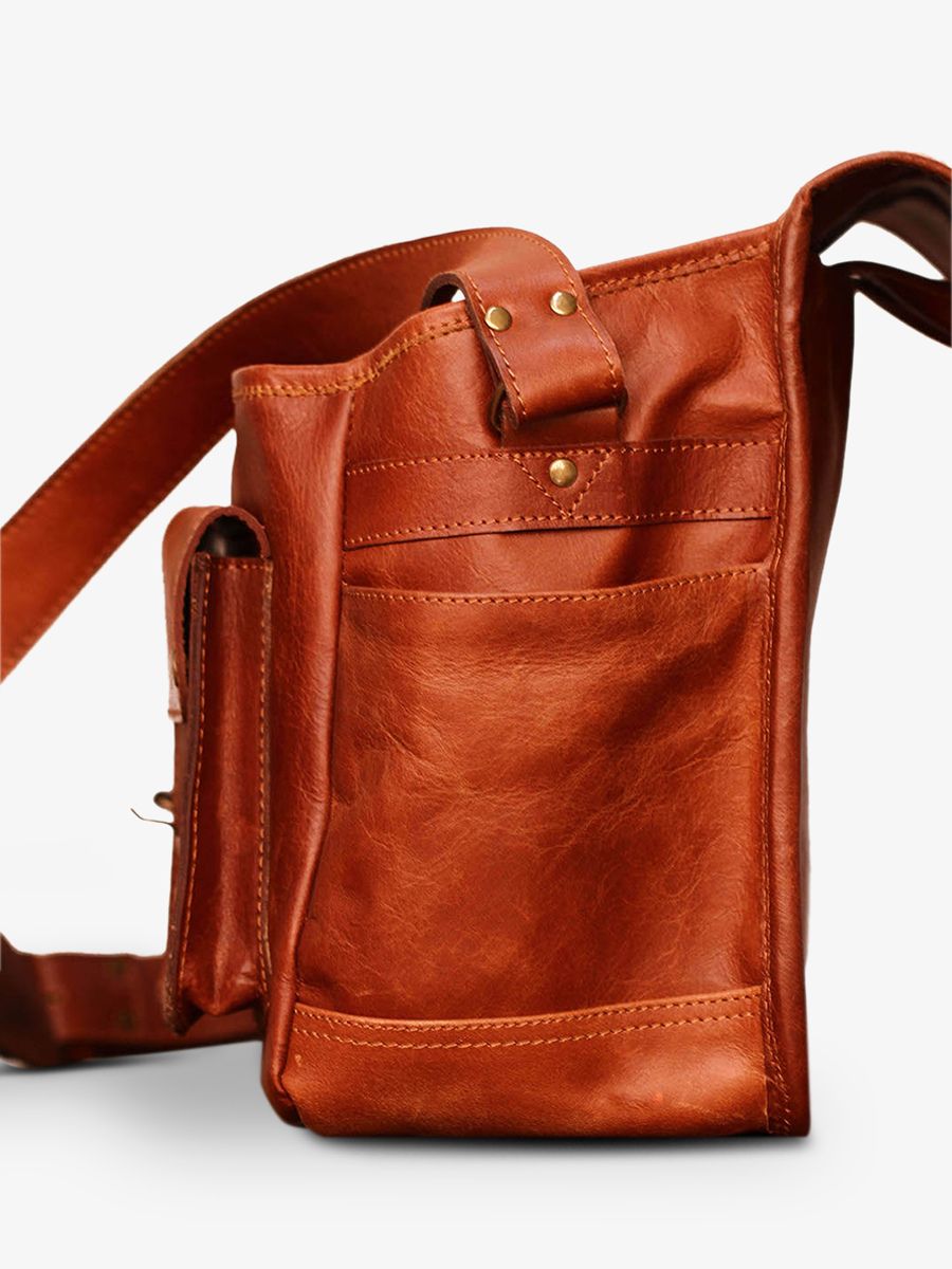 foto-vista-laterale-borsa-fotografica-in-pelle-marrone-lereporter-naturale-paul-marius-m54-l