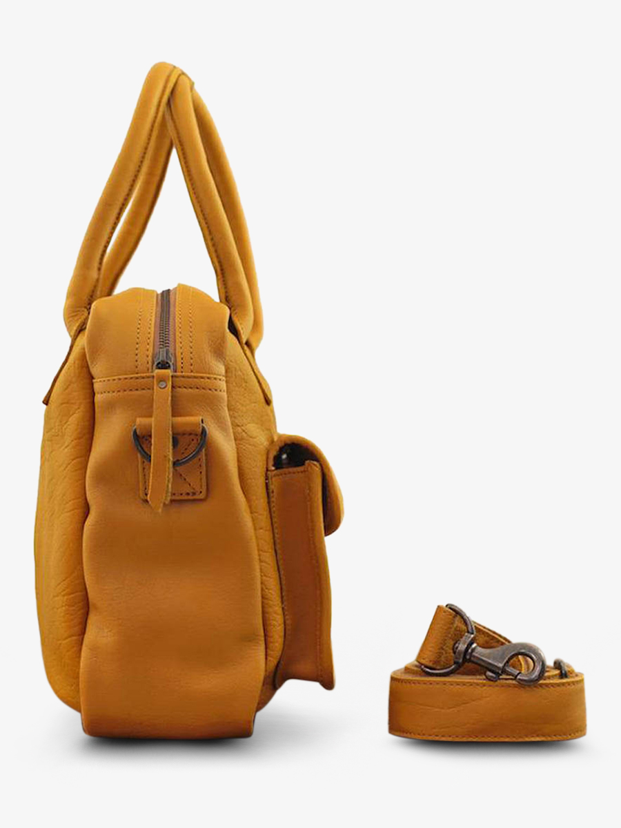 foto-vista-laterale-portadocumenti-in-pelle-da-donna-giallo-ledandy-safran-paul-marius-w04-y