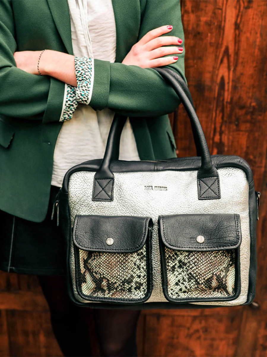 foto-portadocumenti-in-pelle-da-donna-argento-nero-ledandy-python-argento-nero-paul-marius-w04-p-s-b