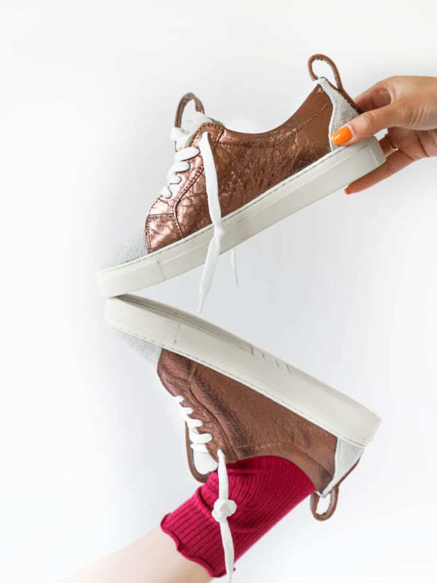 foto-vista-frontale-sneaker-donna-pelle-rame-bianco-pm002-rame-bianco-paul-marius-pm002-c-w-s36