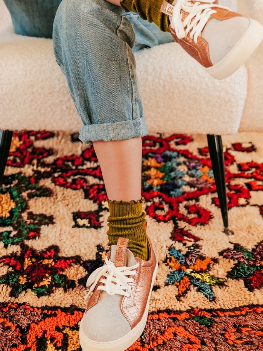 foto-vista-laterale-sneaker-donna-pelle-rosa-dorata-bianca-pm002-oro-rosa-bianca-paul-marius-pm002-g-pi-w-s36