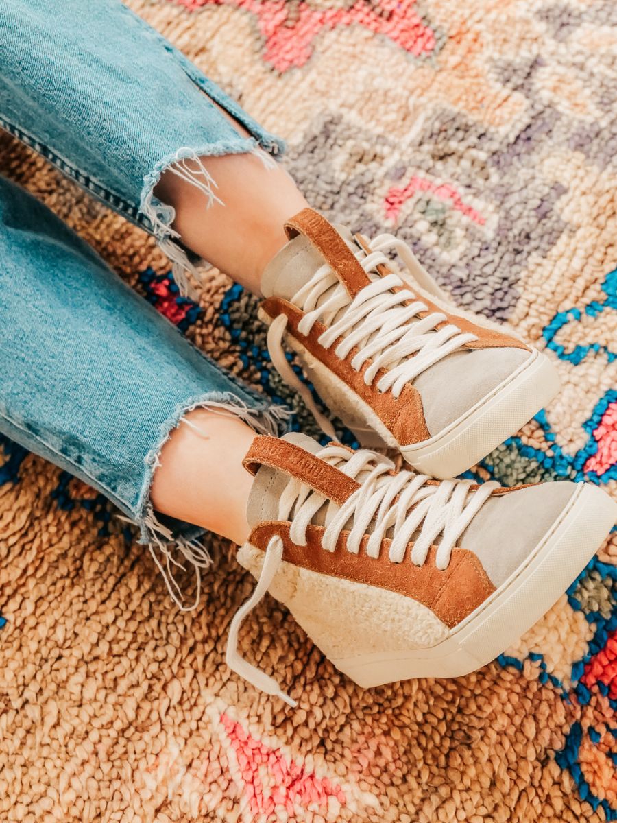 foto-vista-laterale-sneaker-donna-pelle-marrone-pm001-naturale-paul-marius-pm001-sh-w-ol-s35