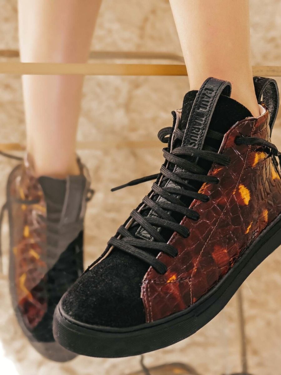 foto-vista-frontale-sneaker-donna-pelle-marrone-pm001-caimano-ambra-verniciato-paul-marius-pm001-c-am-s36